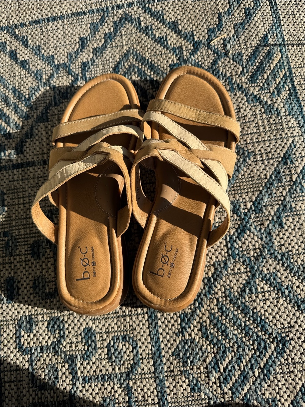 Born Sandles